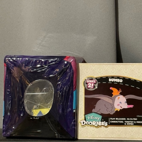 Disney Doorables Movie Moment Dumbo Rare - Picture 2 of 4